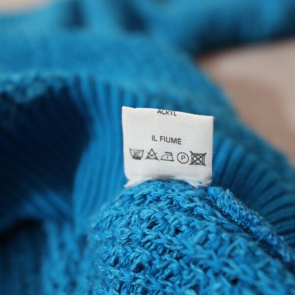 Modango Vintage Blue Knit Sweater (56) - Picture 10 of 11
